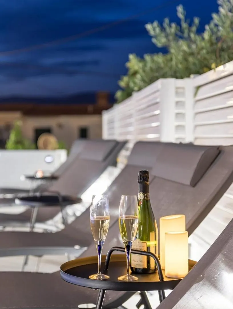 Apartment In Arbanija With Sea View, Terrace, Air Conditioning, Wifi 5139-3 Trogir